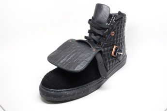 High top black sneaker with buckle